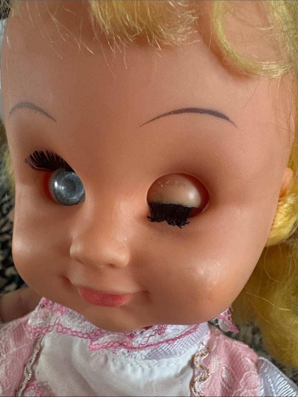 Vintage Doll - Picture 4 of 7